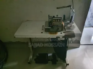 Overlock machine plain machine will be sold