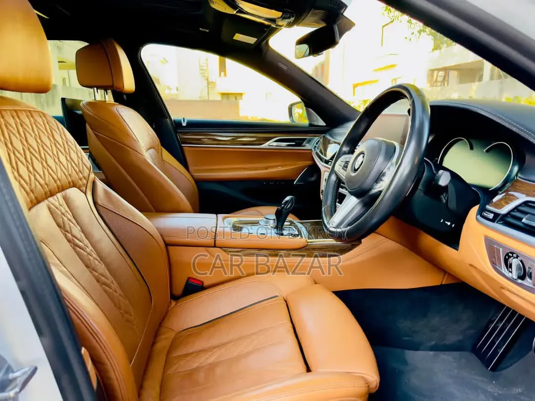 BMW 7 Series 745Le xDrive 2019 Pearl