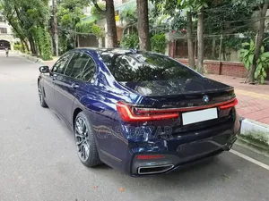 BMW 7 Series 745Le 2019 Blue