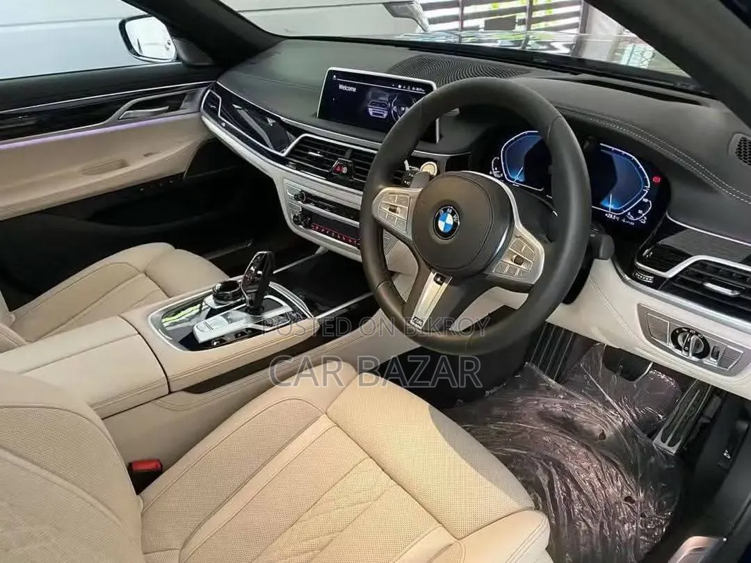 BMW 7 Series 745Le 2019 Blue