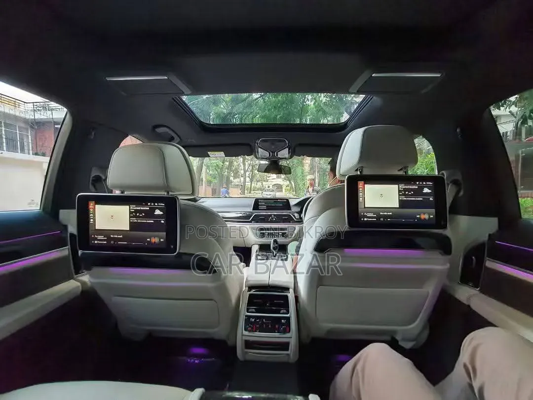 BMW 7 Series 745Le 2019 Blue