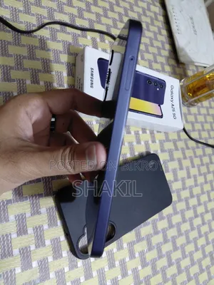 স্যামসাং গ্যালাক্সি এ২৫ ১২৮ জিবি নীল