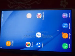 Samsung Galaxy J7 16 GB Rose Gold