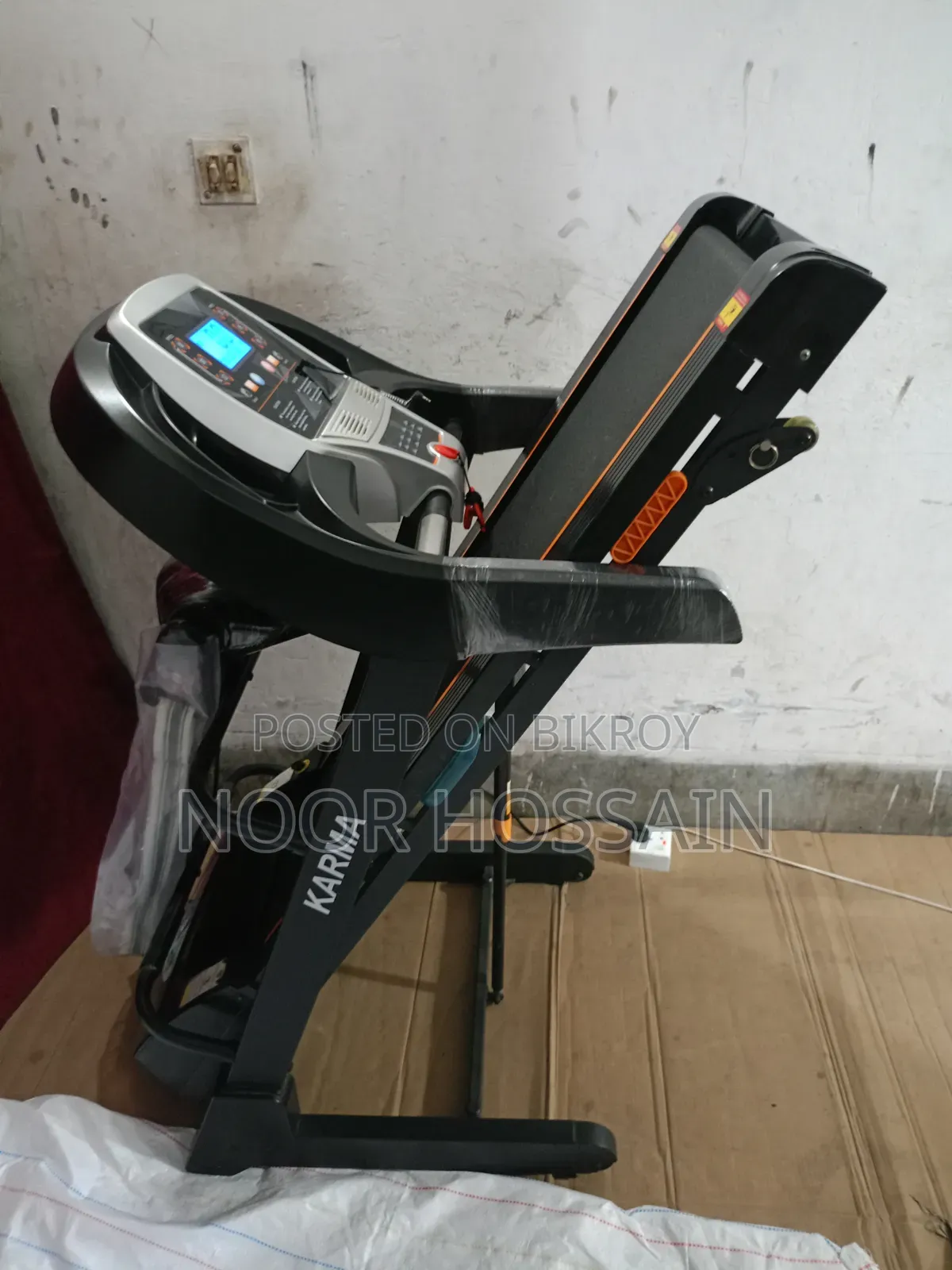 Karma Multifunction Motorized Treadmill