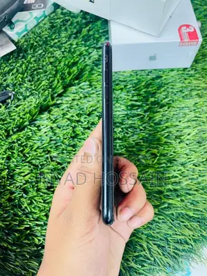 Apple iPhone SE (2020) 128 GB Black