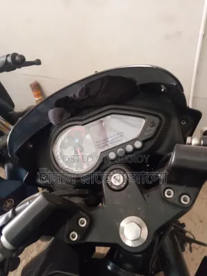 বাজাজ পালসার ১৫০ ২০২৩ ব্ল্যাক