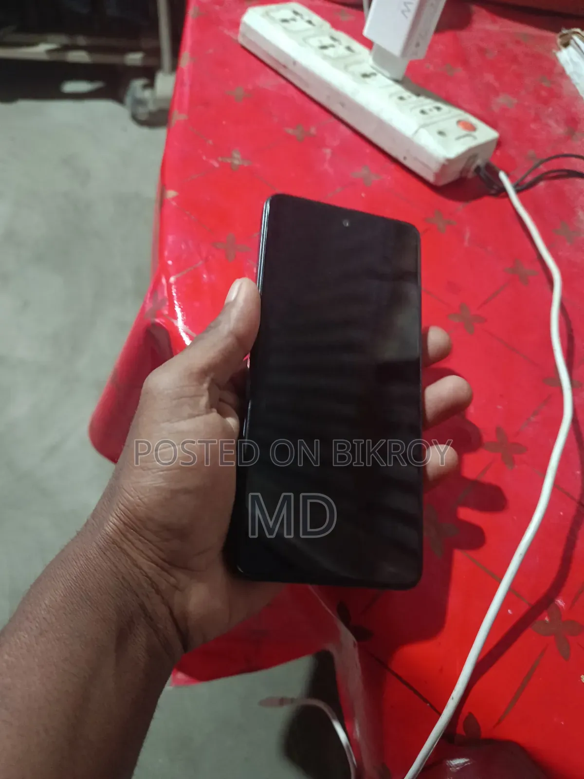 টেকনো স্পার্ক ২০সি ১২৮ জিবি ব্লু