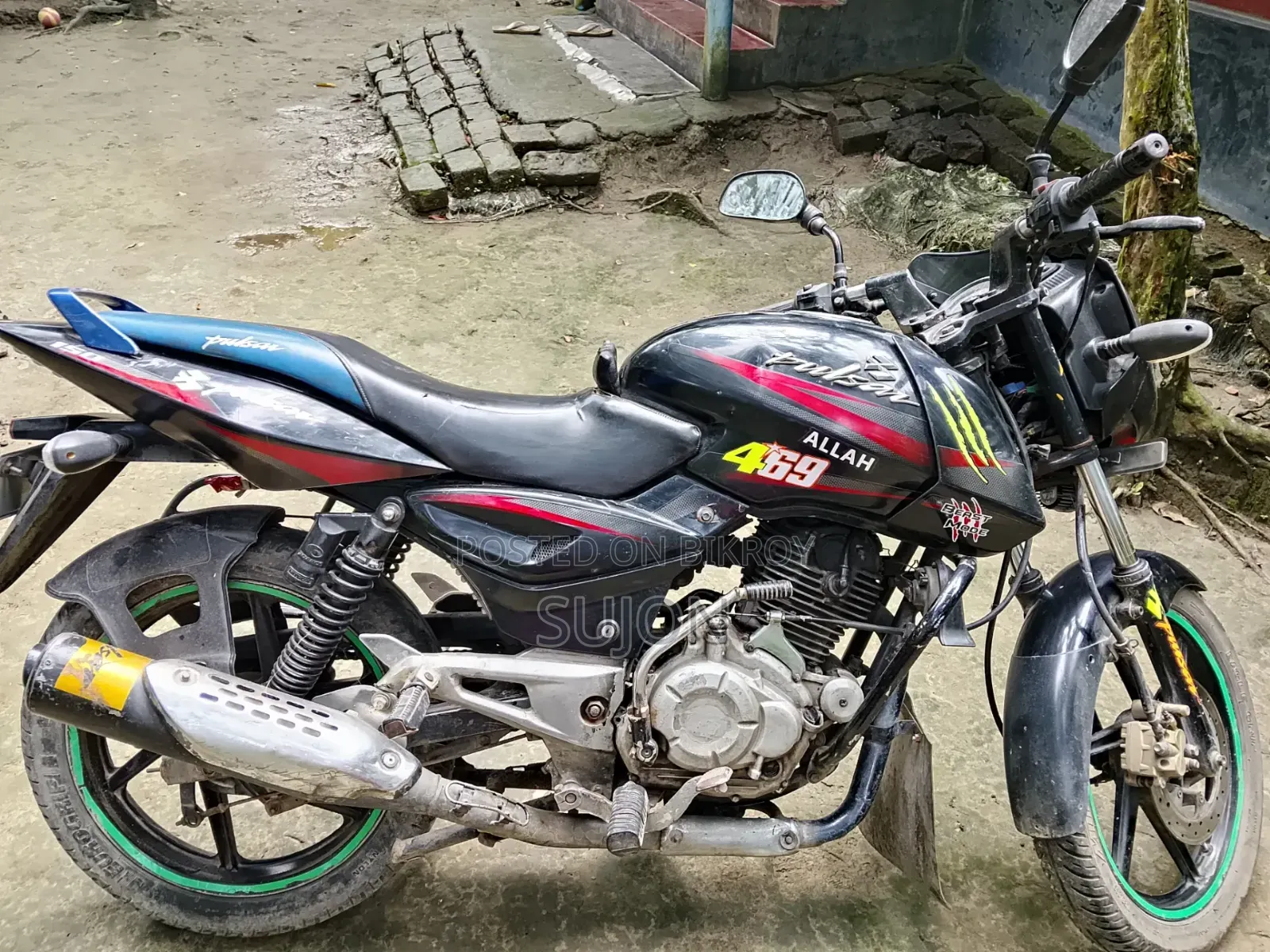 বাজাজ পালসার ১৫০ ২০১১ কালো