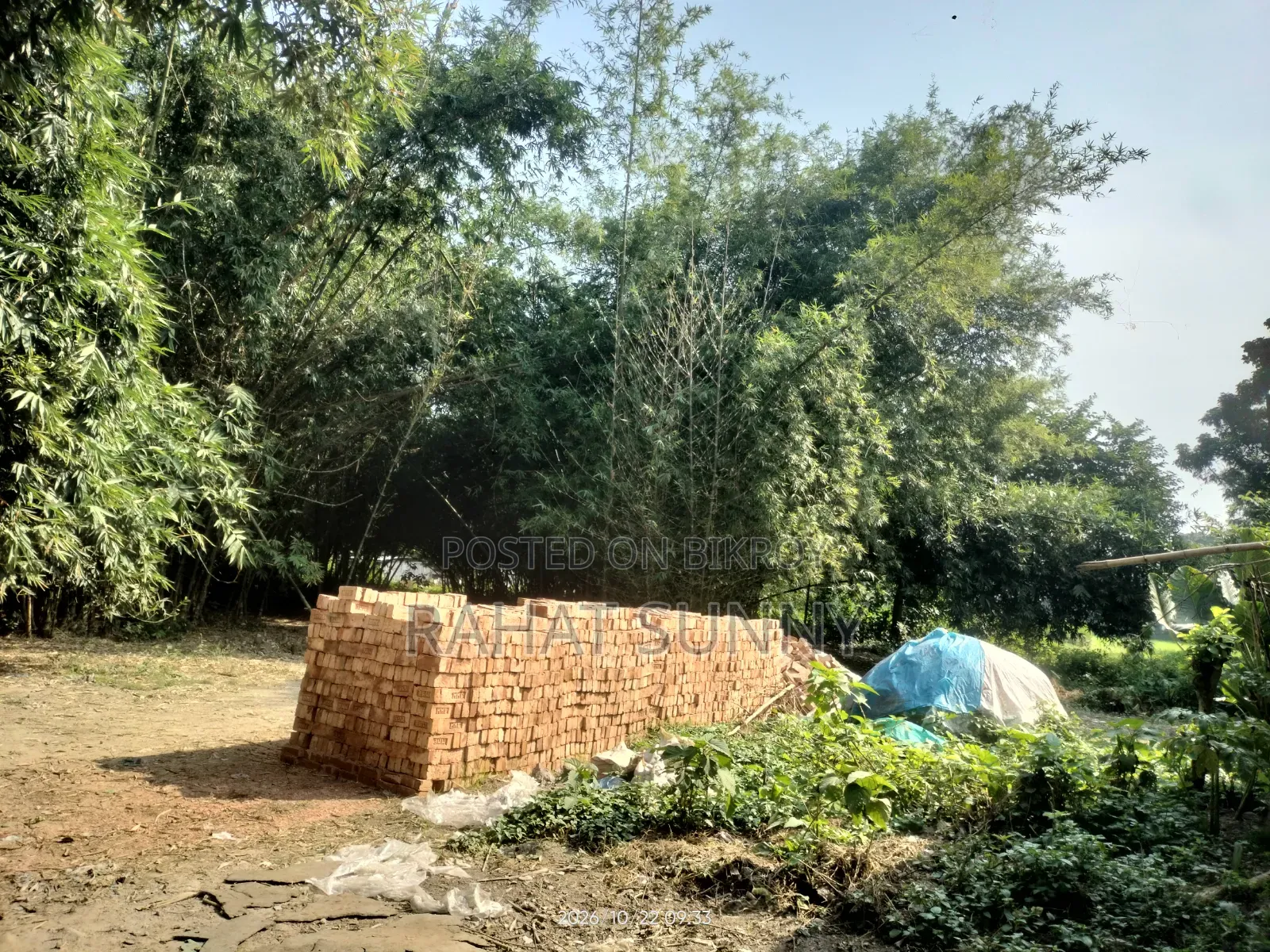 Land for building a house will be sold