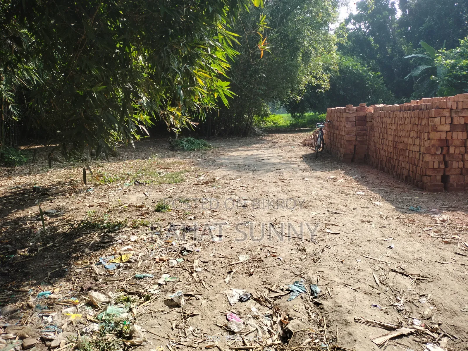 Land for building a house will be sold