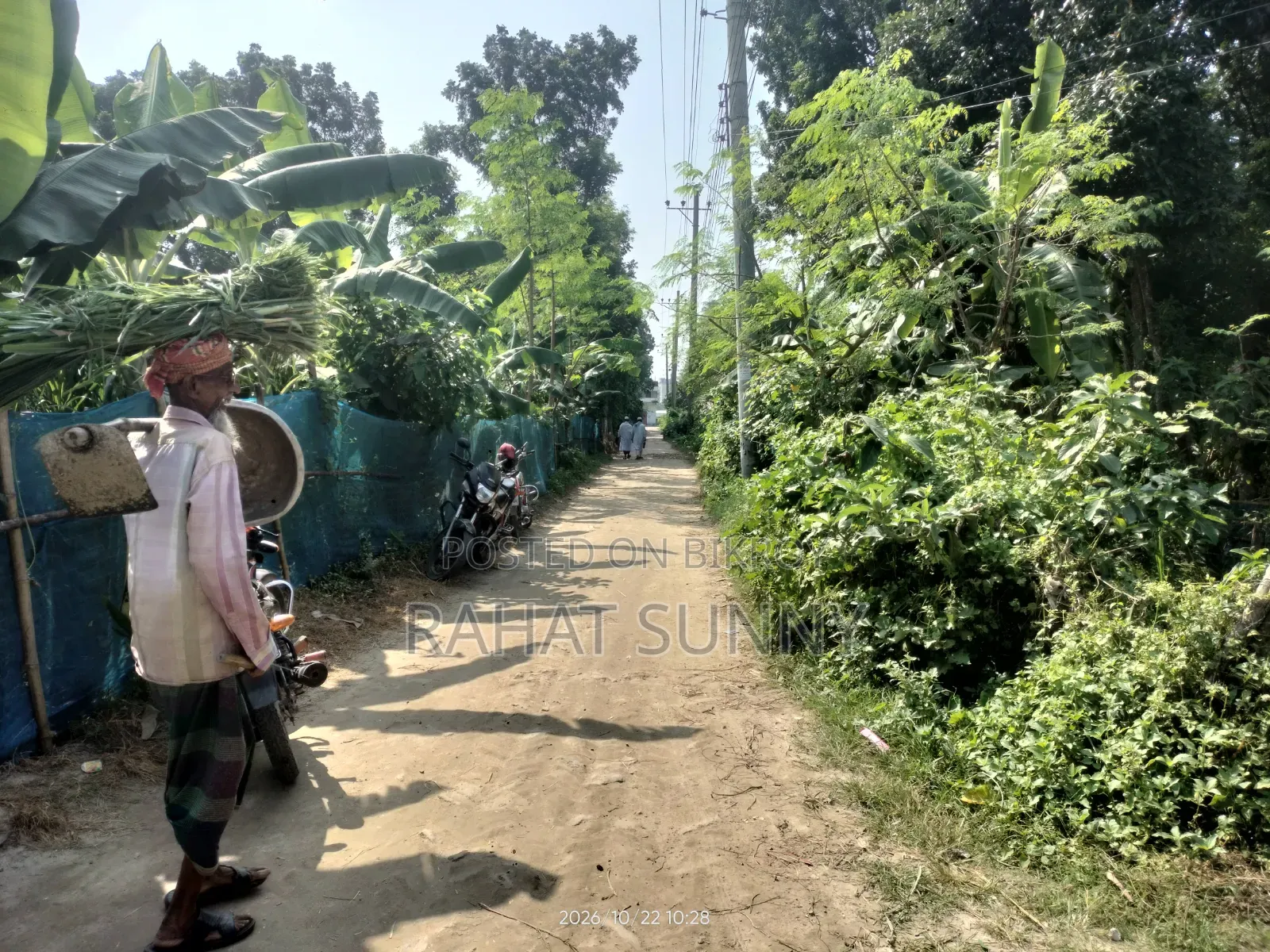 Land for building a house will be sold