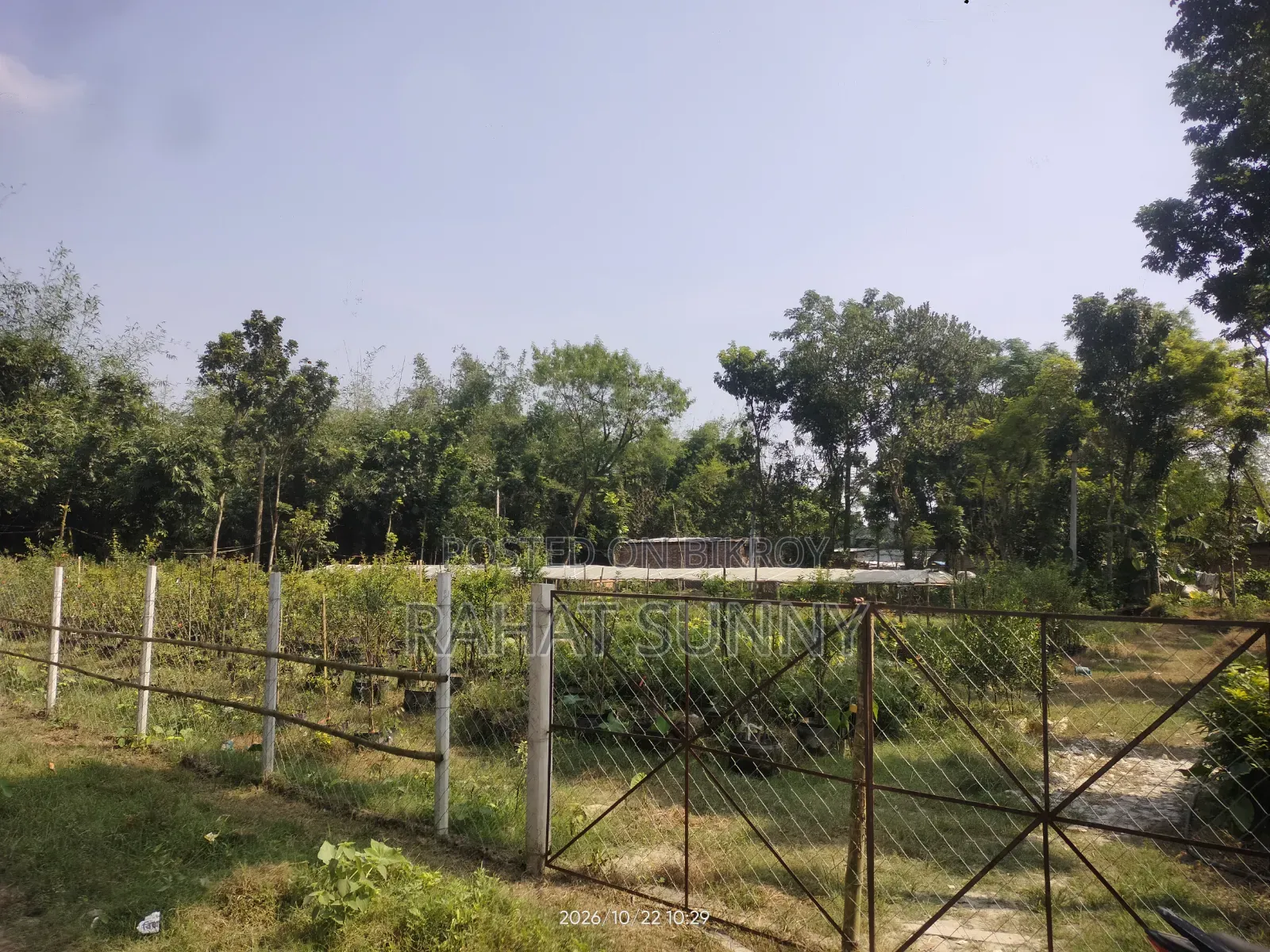 Land for building a house will be sold