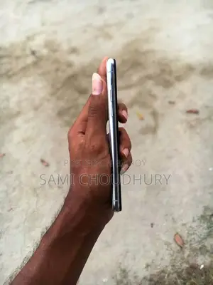 অ্যাপল আইফোন এক্সএস ৬৪ জিবি হোয়াইট