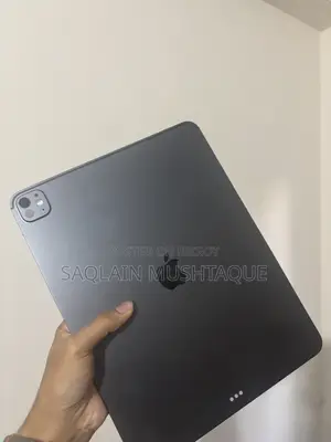 Apple iPad Pro 13 (2025) 256 GB Black