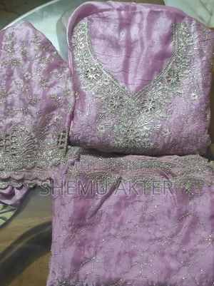 ভেলভেট জরি কাজের থ্রি পিস।