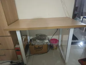 টেবিল জুতার বক্স ওয়াডড্রপ