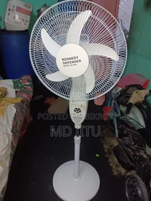 ১২ ভোল্টের চার্জার স্টান ফ্যান একবার চার্জ দিলে ৫ ঘন্টা চলবে