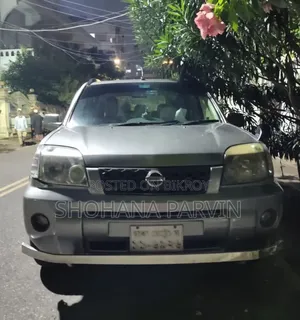 নিসান এক্স-ট্রেইল ২০০৫ সিলভার