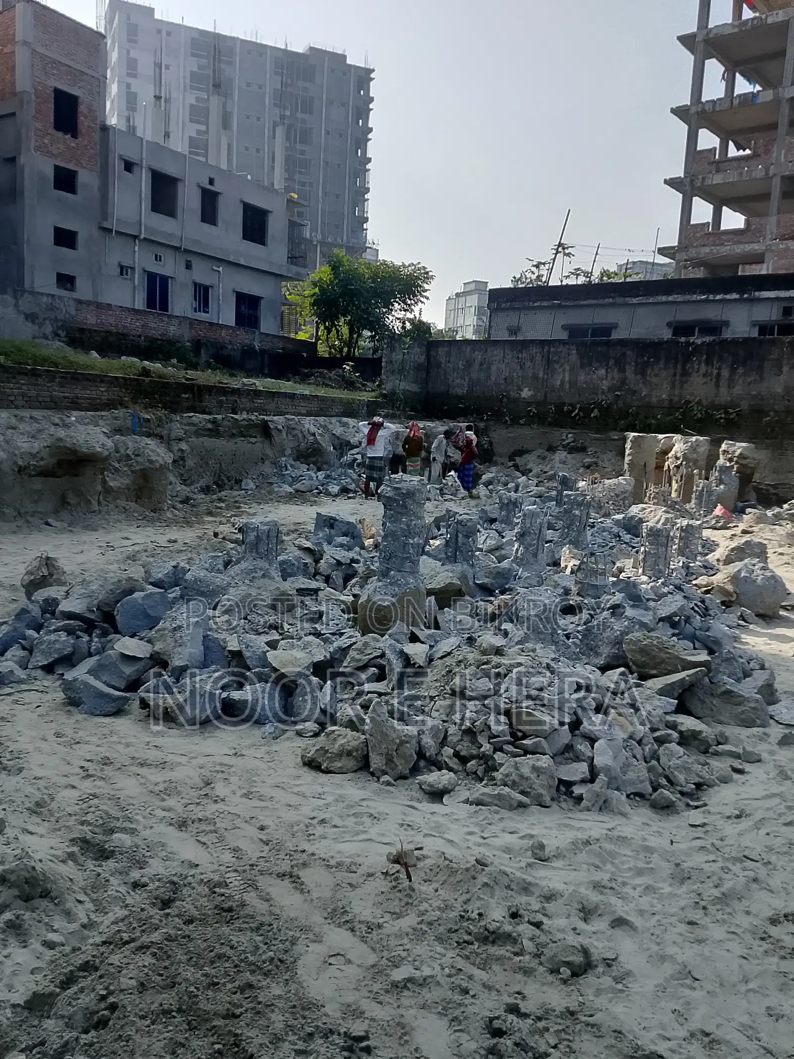নূর এ হেরা, মোহাম্মদপুরে বিক্রয়ের জন্য ৩টি শয়নকক্ষ বিশিষ্ট অ্যাপার্টমেন্ট