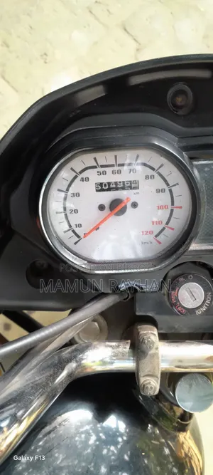 বাজাজ প্লাটিনা ১০০ ২০১৮ কালো