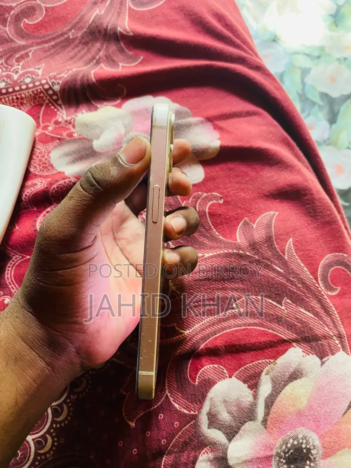 অ্যাপল আইফোন ১৩ ১২৮ জিবি হোয়াইট