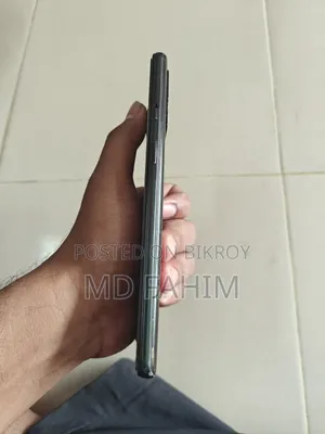 ওয়ানপ্লাস ৯আর ১২৮ জিবি ব্ল্যাক