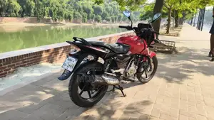 বাজাজ পালসার ১৫০ ২০১৩ লাল