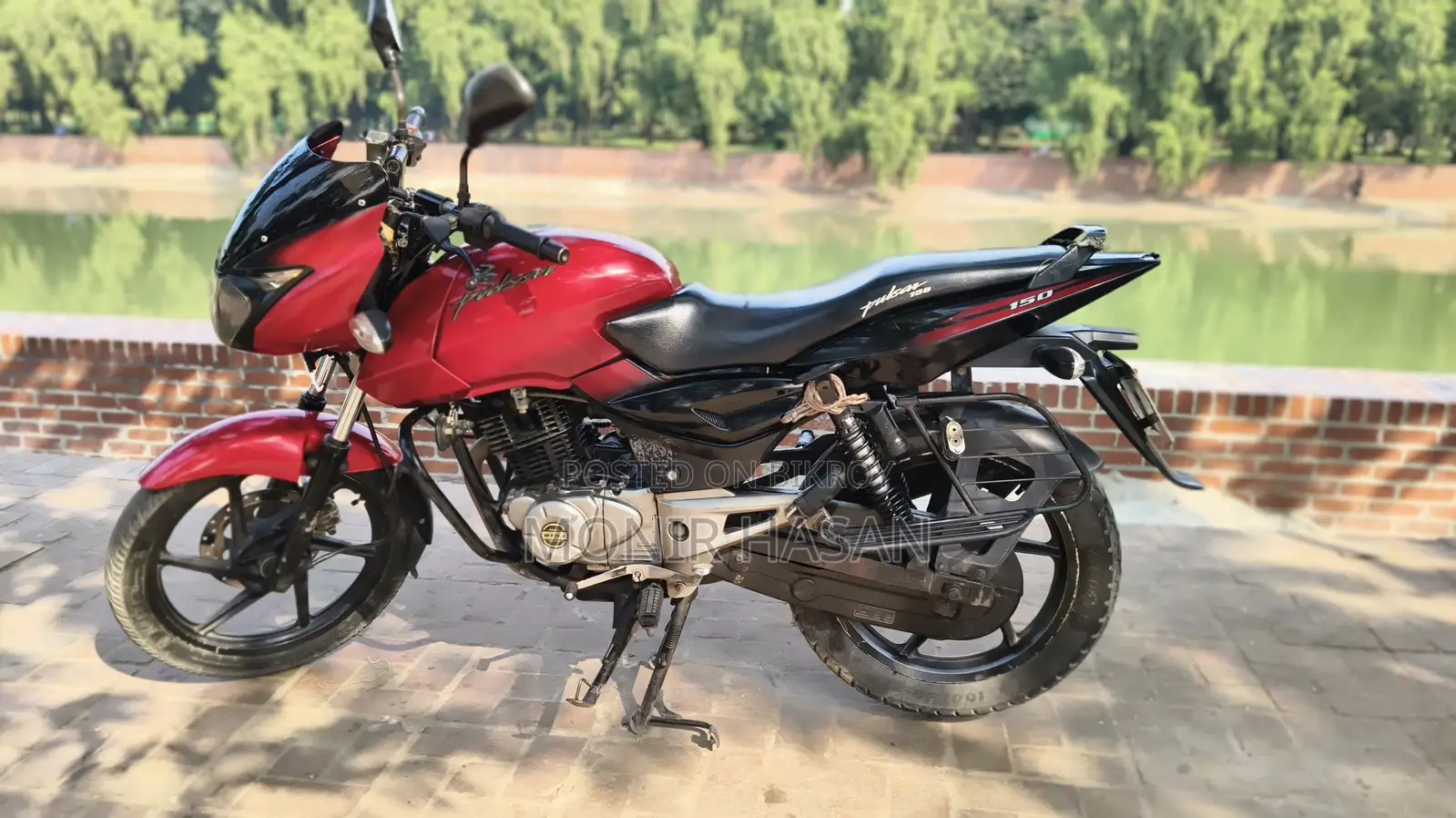 বাজাজ পালসার ১৫০ ২০১৩ লাল