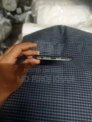 রিয়েলমি ৮ ৫জি ১২৮ জিবি ব্ল্যাক