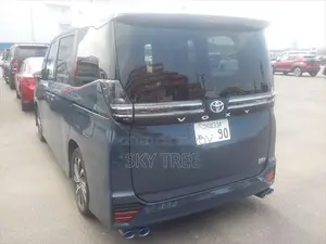 Toyota Voxy 2023 Gray