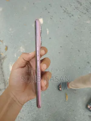 নিউ মোটোলোরা এজ ৬০ ফিউশন ১২৮ জিবি পিংক