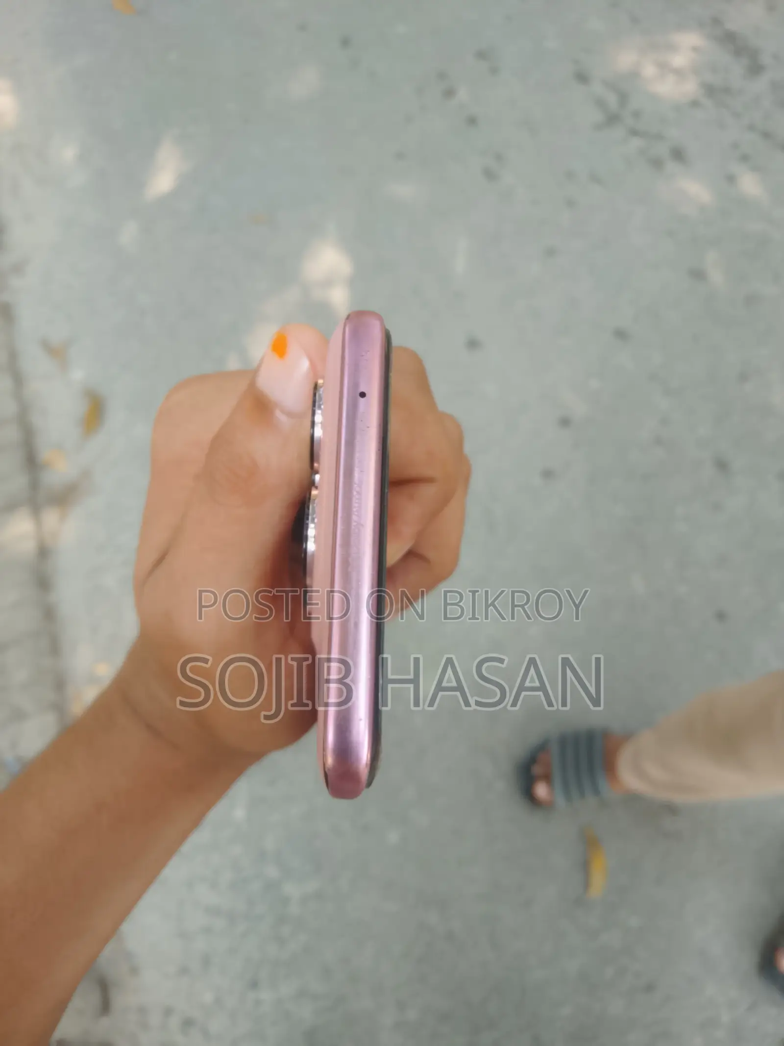 নিউ মোটোলোরা এজ ৬০ ফিউশন ১২৮ জিবি পিংক
