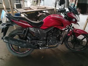 হিরো হাংক ২০২১ লাল
