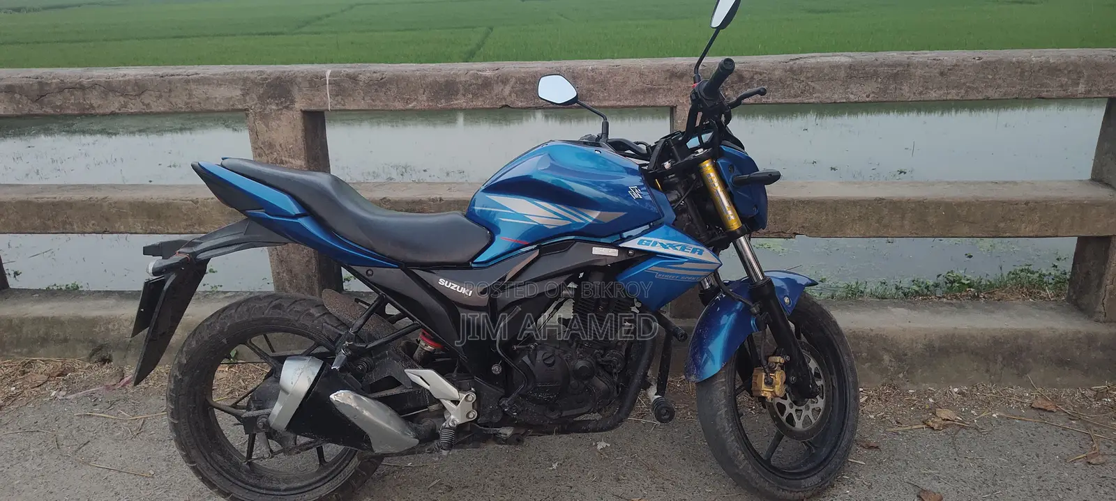 সুজুকি গিক্সার ২০১৭ ব্লু