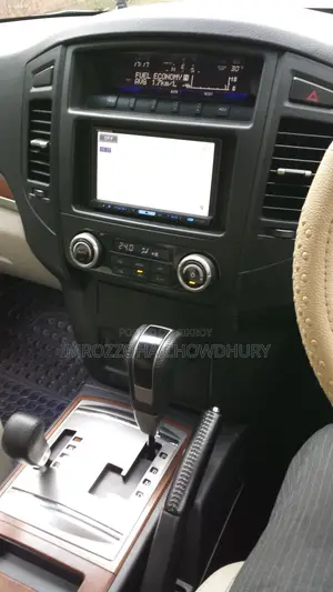 Mitsubishi Pajero 3.0 2010 Black