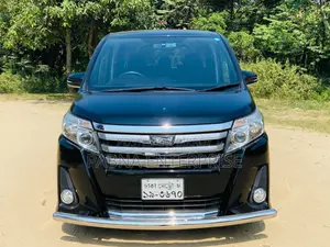 Toyota Noah 2014 Black
