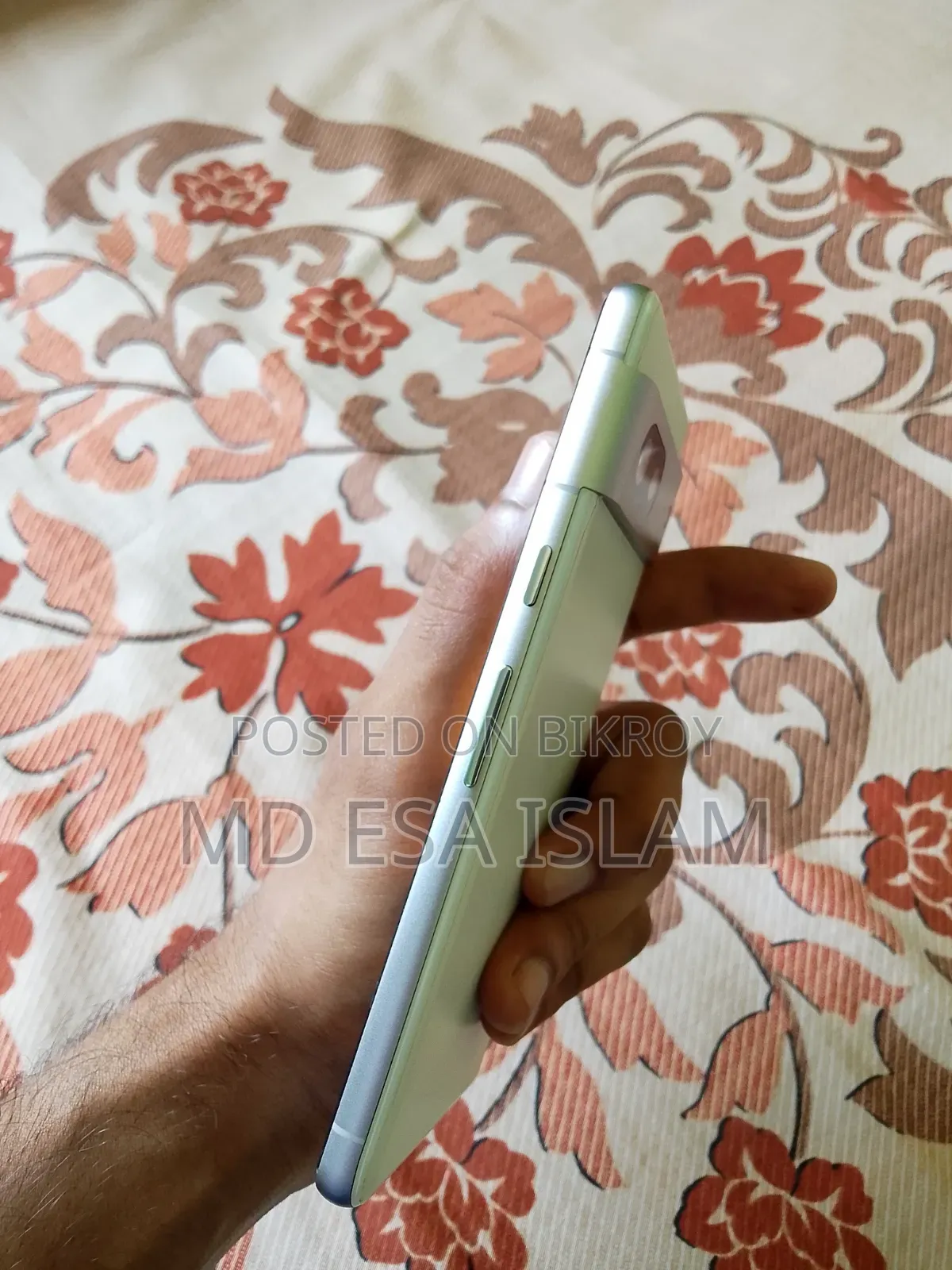 গুগল পিক্সেল ৭ ১২৮ জিবি হোয়াইট