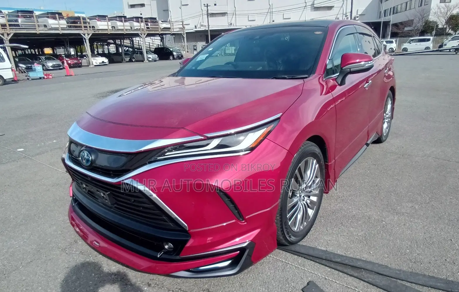 Toyota Harrier 2.5 Hybrid 2021 Red