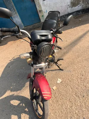 রানার এডি৮০এস-ডিলাক্স ২০১৭ রেড