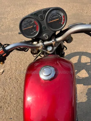 রানার এডি৮০এস-ডিলাক্স ২০১৭ রেড