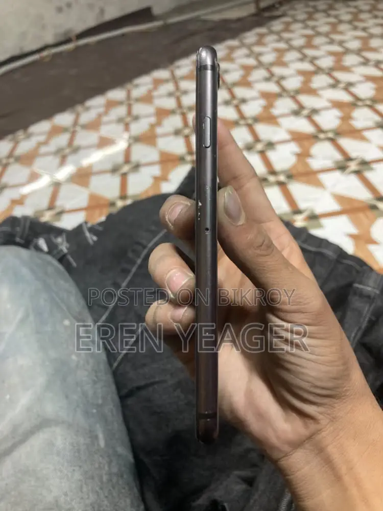 Apple iPhone 8 64 GB Black