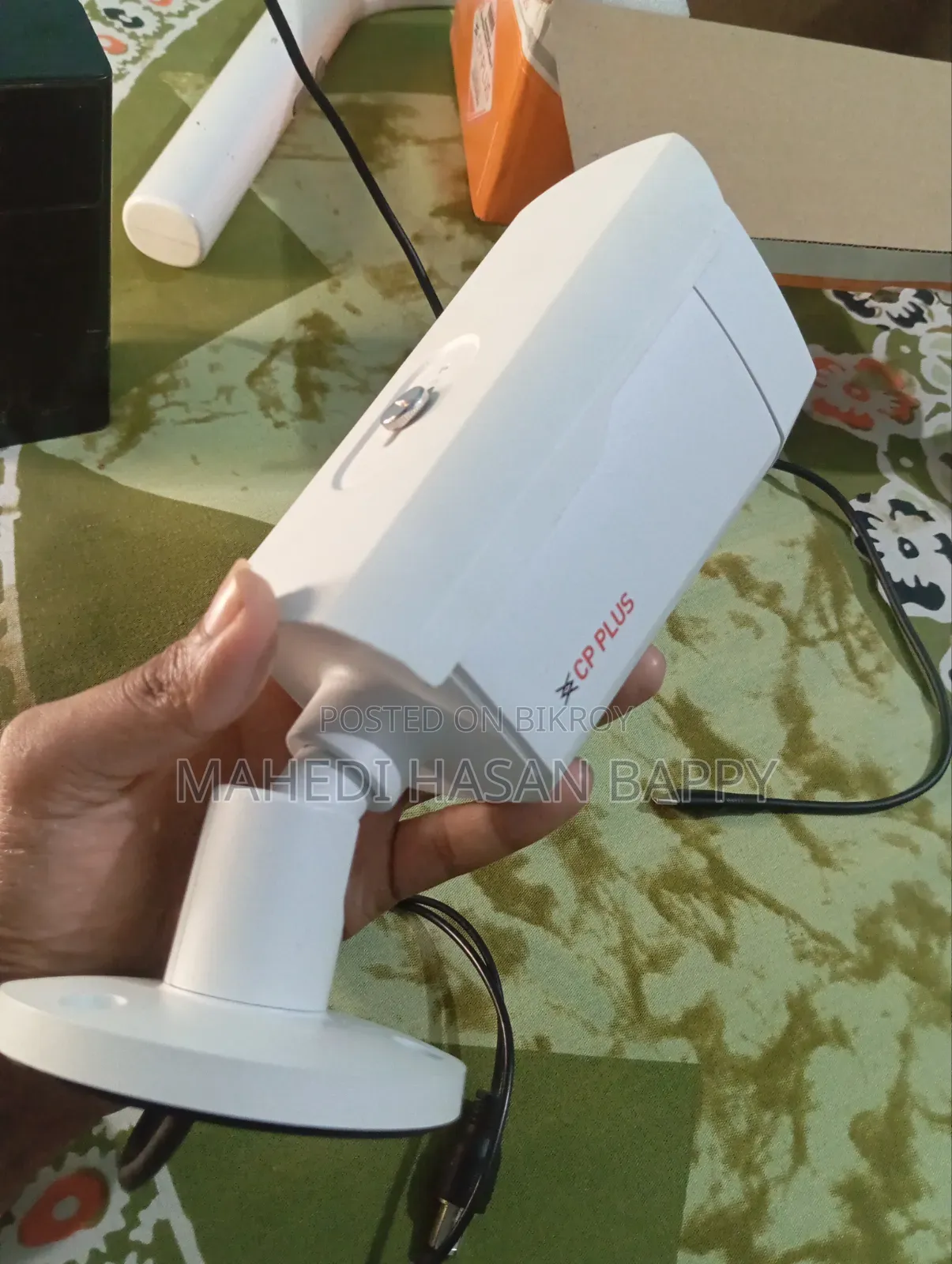 সিপি প্লাস সিপি-ইউভিসি-টিএ৪০আর৮ ৪ এমপি আইআর ৮০ মিটার বুলেট ক্যামেরা