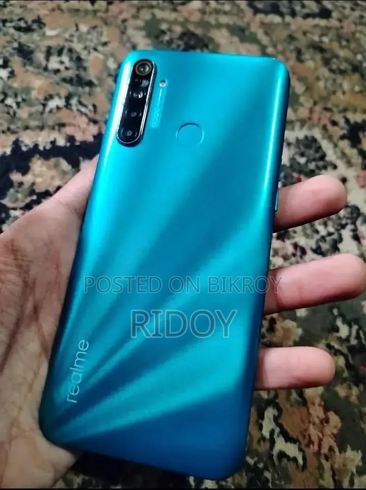 রিয়েলমি ৫আই ৬৪ জিবি নীল
