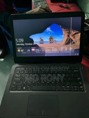 Laptop Dell Latitude 3300 8GB Intel Core i5 Hard Disk Drive 128GB