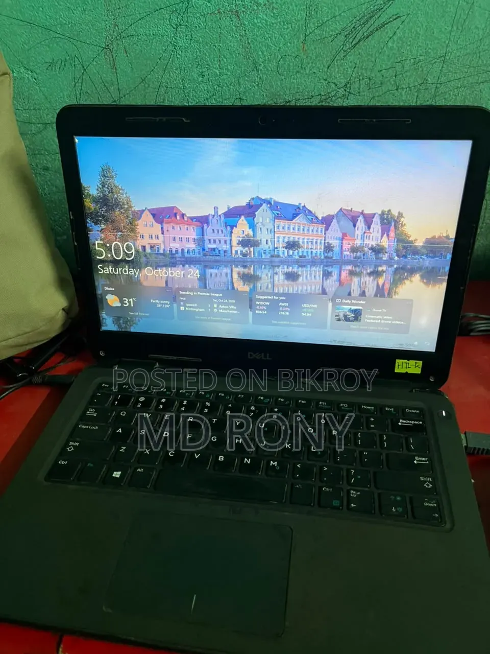 Laptop Dell Latitude 3300 8GB Intel Core i5 Hard Disk Drive 128GB