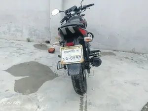 বাজাজ পালসার ১৫০ ২০২১ কালো