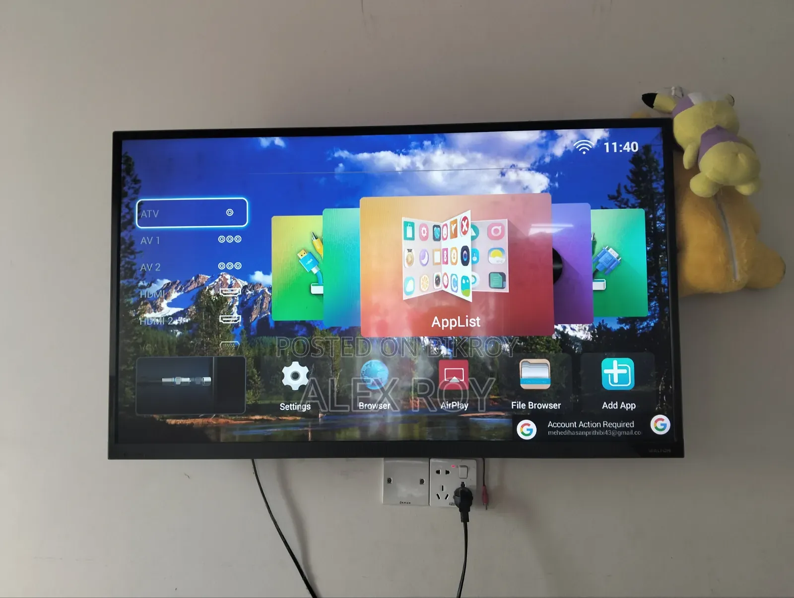 Walton 43-inch Smart TV