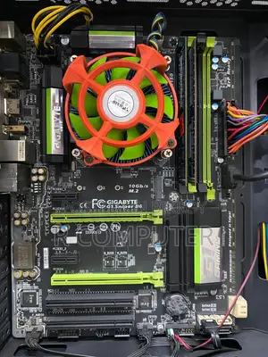 Desktop Computer Gigabyte 8GB Intel Core i7 SSD 256GB