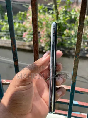 Apple iPhone X 64 GB Black