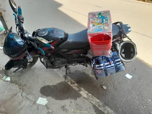 বাজাজ পালসার ১৫০ ২০২০ ব্ল্যাক